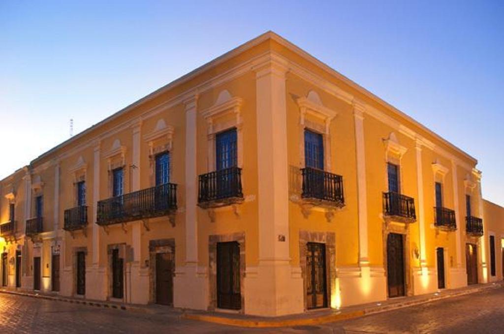 Hotel Plaza Colonial Campeche Exterior photo